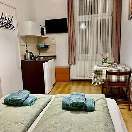 A13 Parliament Sunflower Cozy Apartment Budapest Esterno foto
